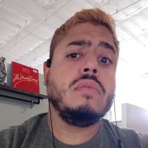 Meet your Posher, Emmanuel